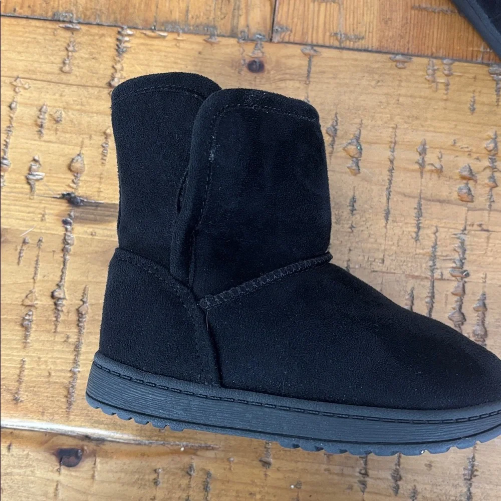 Jumping Beans Cozy Black Kids Boots